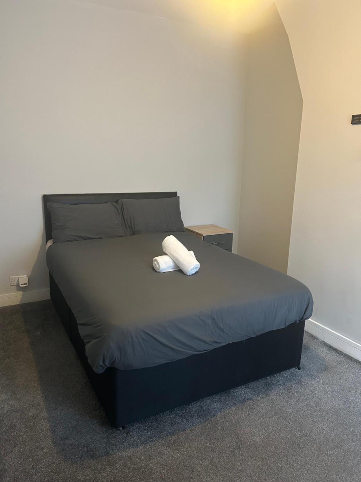 Brunswick Place 1 Bed and Breakfast Stoke-on-Trent Buitenkant foto